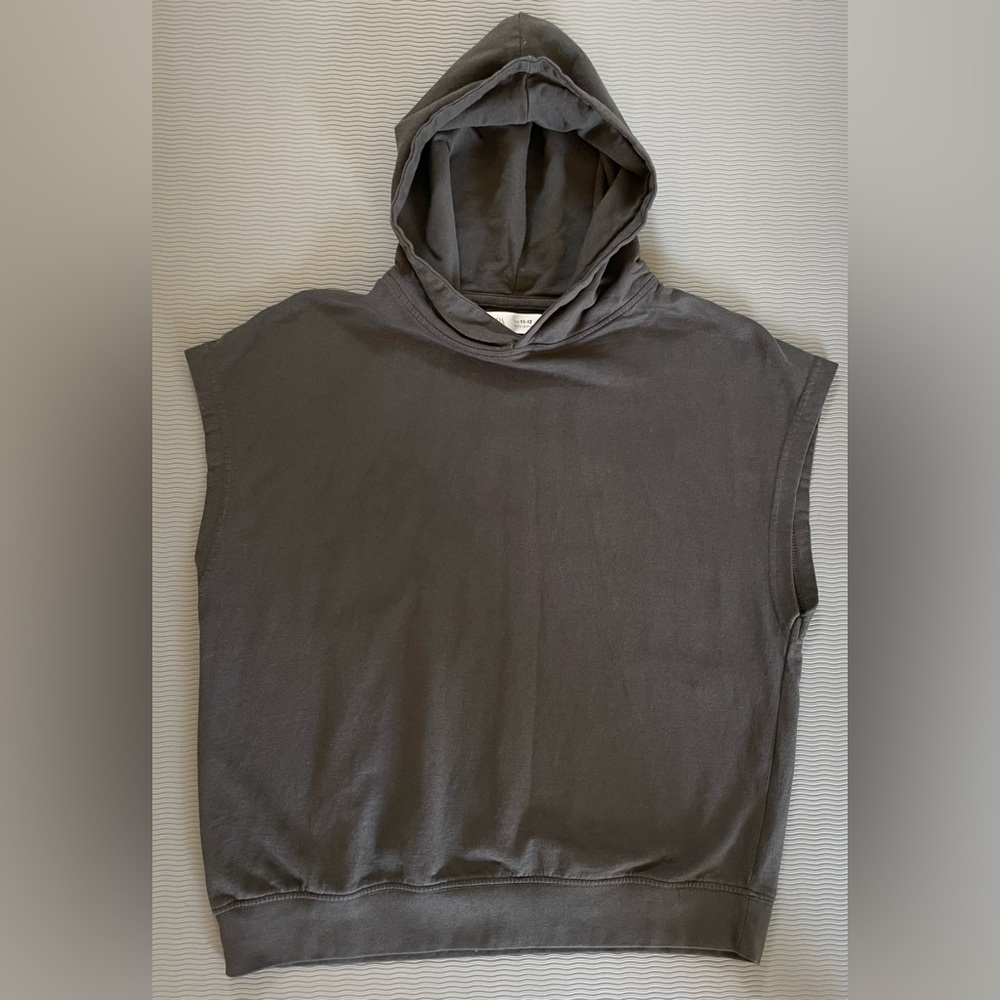 Zara boys sleeveless hooded top